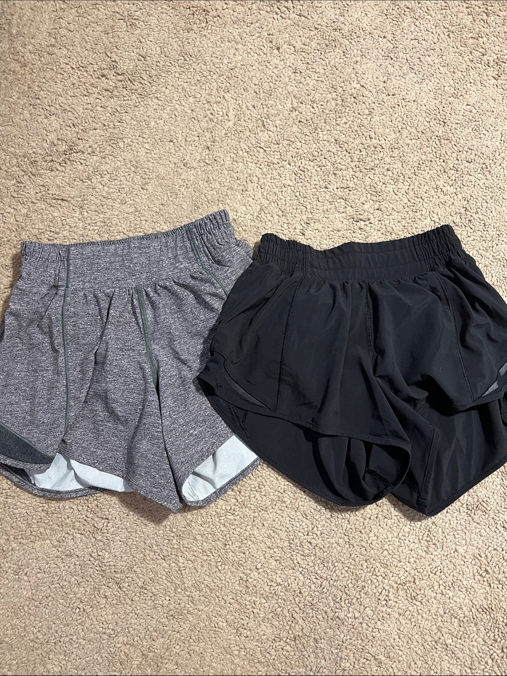 Lululemon Hotty Hot Short II *2.5" x 2 both size 0